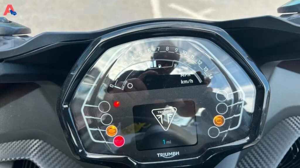 Triumph Daytona 660