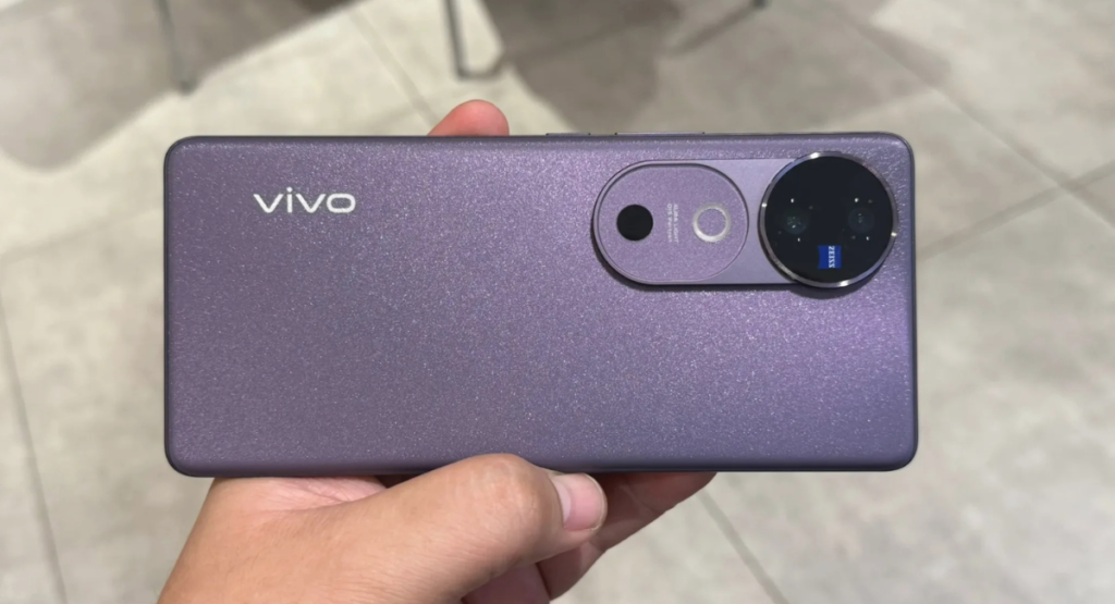 Vivo V40 Pro