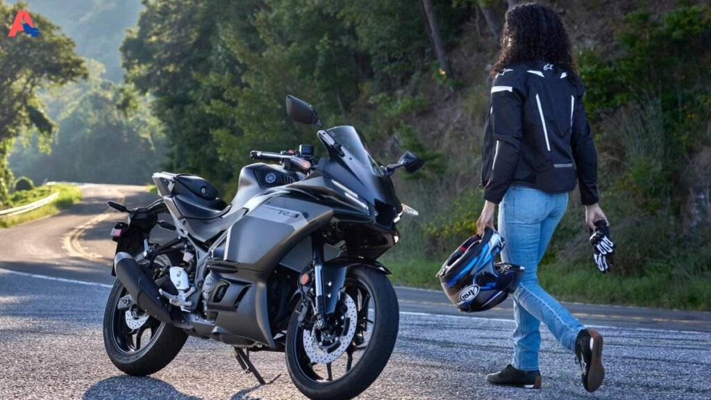 Yamaha R3 2025 Model